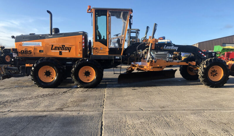 Lee Boy 985 motor grader (same size as cat 140 H) full