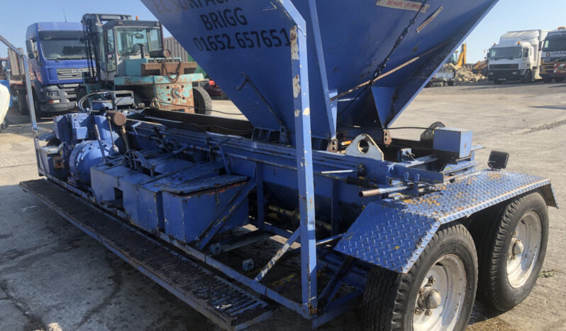 Bistows self propelled chipper spreader 14 ft full