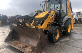 JCB 3cx Contractor backhoe loader year 2017