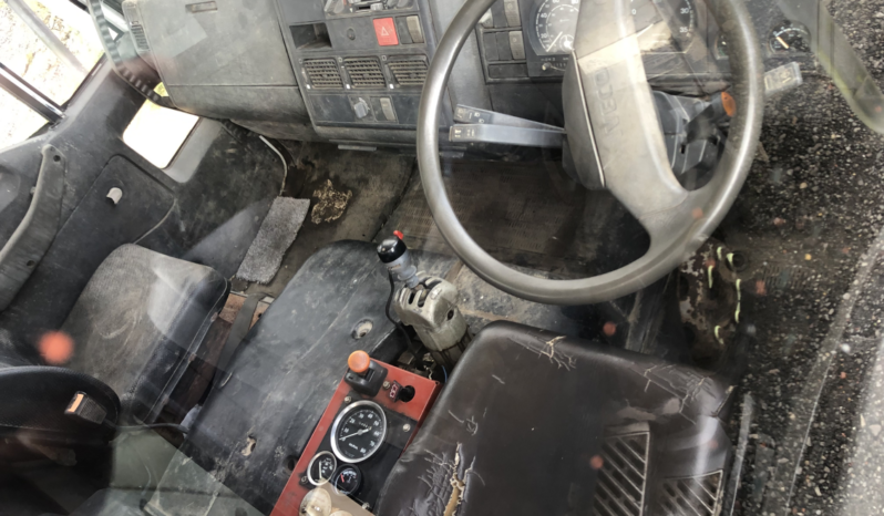 Used Cosmos / Iveco 725 25 Ton Truck Crane | Fully Overhauled Cummins Engine full