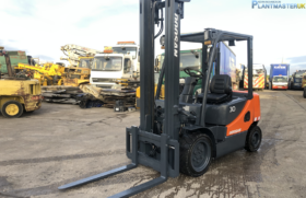 Doosan D30S-5,3 ton diesel forklift