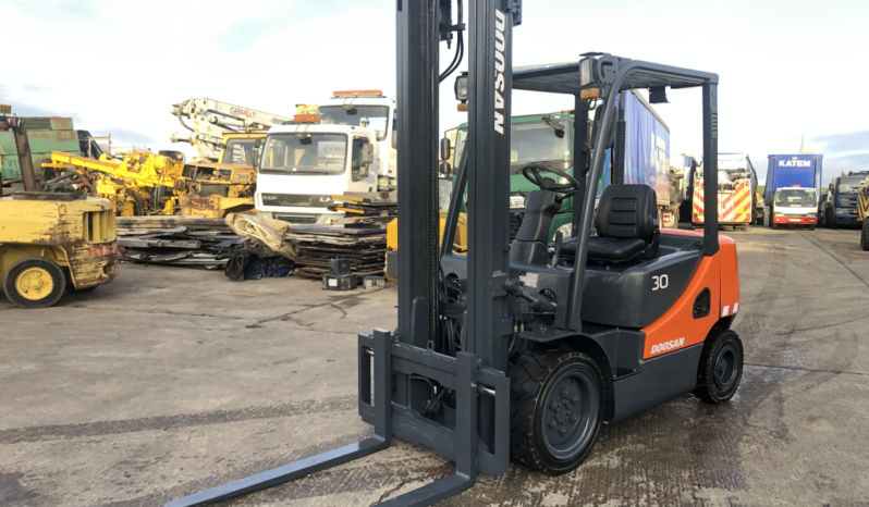 Doosan D30S-5,3 ton diesel forklift