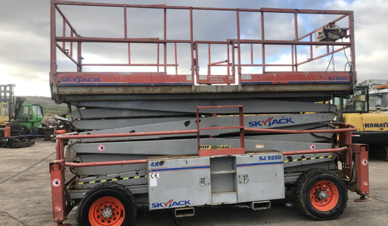 Sky king SJ9250 scissor lift platform 15.2 mtr full
