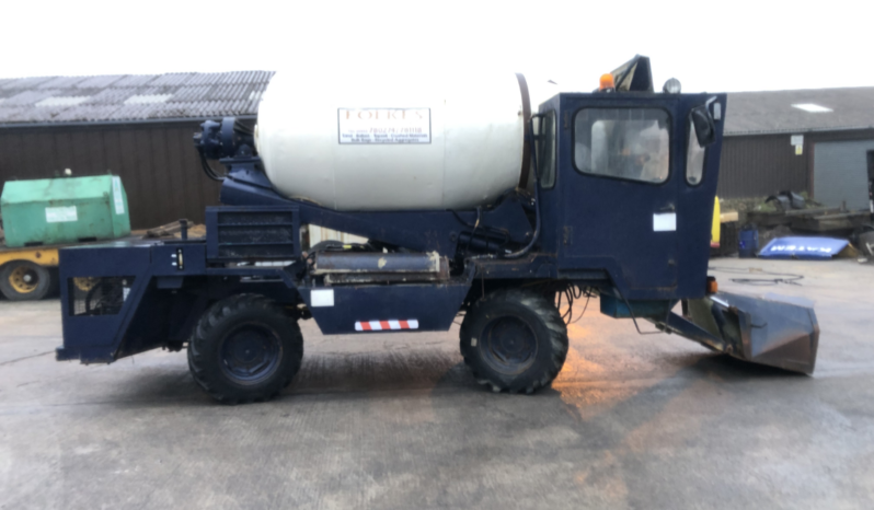 Utranazz 28 AH All terrain. self loading 4x4x4 cement mixer full