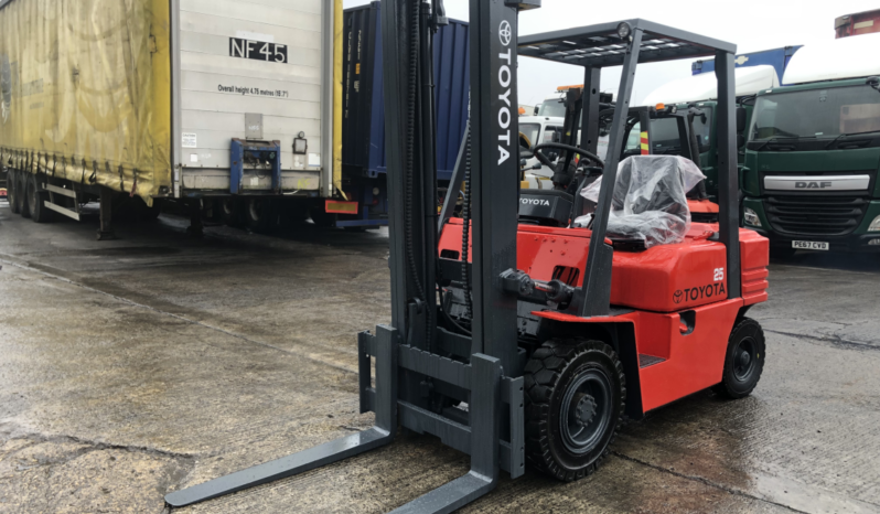 Toyota FD 25, 2.5 ton diesel forklift