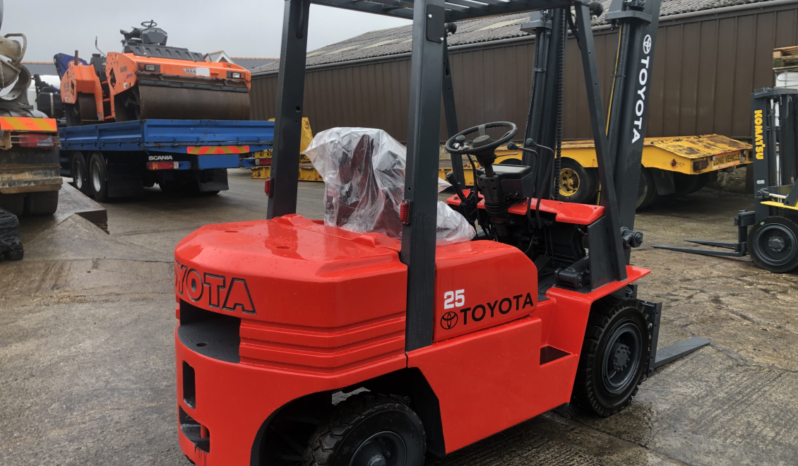 Toyota FD 25, 2.5 ton diesel forklift full