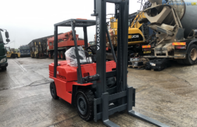 Toyota FD 25, 2.5 ton diesel forklift full