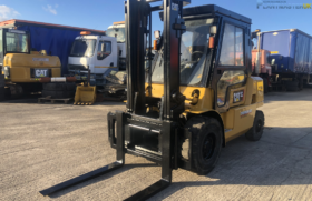 CAT ( Mitsubishi)DP 50 ,5 ton diesel forklift full