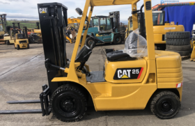 Cat( Mitsubishi) DP 25 K 2.5 ton diesel forklift full
