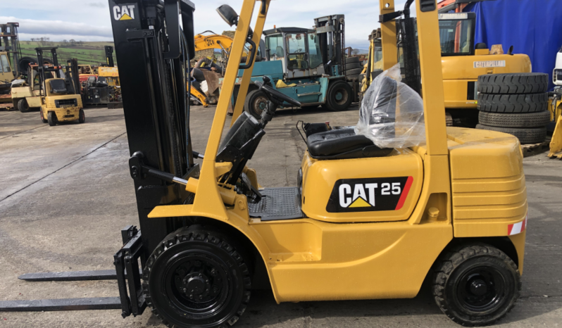 Cat( Mitsubishi) DP 25 K 2.5 ton diesel forklift full
