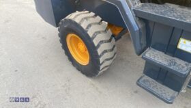 Blanche tw36 loading shovel For Auction on: 2025-14-06 For Auction on 2025-14-06 full